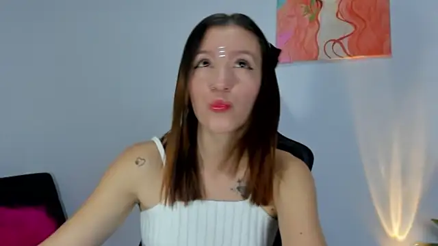 roxanne jones1 online show from April 7, 6:41 pm