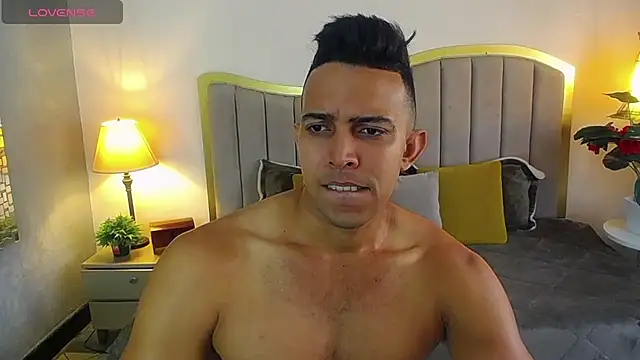 Snapshot of randy_paterman_ chatting on February 13, 1:26 pm randy paterman online show from February 13, 1:26 pm