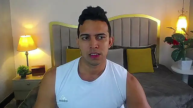 Snapshot of randy_paterman_ chatting on March 5, 1:28 pm randy paterman online show from March 5, 1:28 pm