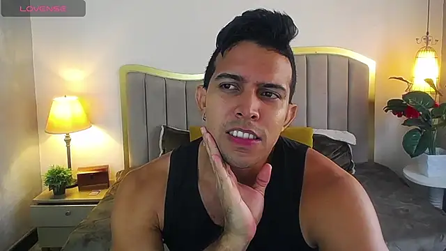 Snapshot of randy_paterman_ chatting on March 6, 1:24 pm randy paterman online show from March 6, 1:24 pm