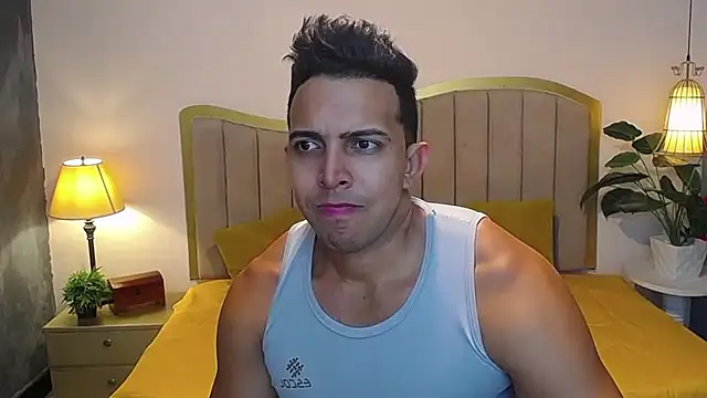 Snapshot of randy_paterman_ chatting on October 29, 12:46 am randy paterman online show from October 29, 12:46 am