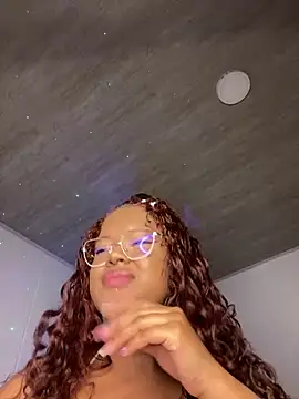 Snapshot of antonella_19x chatting on January 9, 6:06 am antonella 19x online show from January 9, 6:06 am