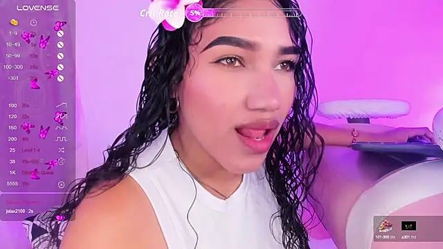 Snapshot of Olivia_fx chatting on September 22, 8:33 pm Olivia fx online show from September 22, 8:33 pm