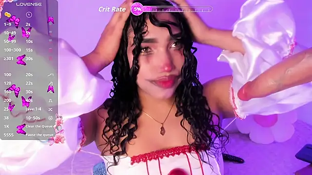 Snapshot of Olivia_fx chatting on October 31, 3:02 pm Olivia fx online show from October 31, 3:02 pm