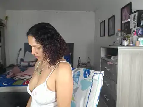 Corina hot online show from December 29, 7:50 am