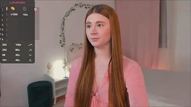 Freckle Diyana online show from February 12, 3:49 pm