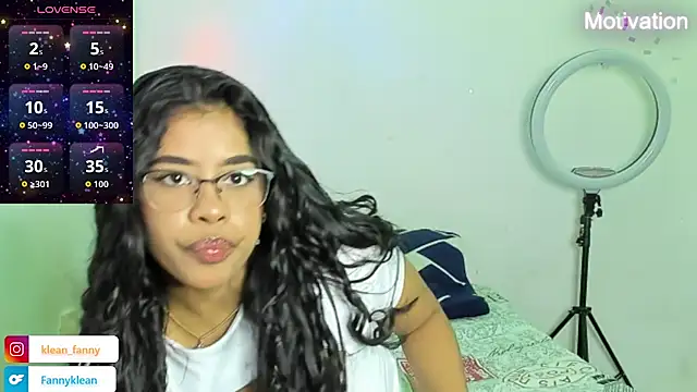 Fanny Klean online show from December 15, 3:44 am