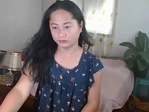 Snapshot of Sweet_amberxyz18 chatting on April 19, 3:50 am Sweet amberxyz18 online show from April 19, 3:50 am