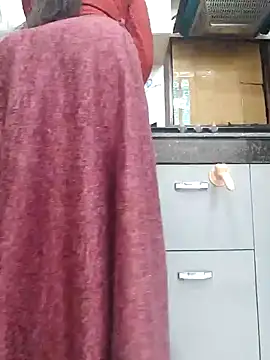 Manpreet kaur21 online show from December 15, 12:49 pm