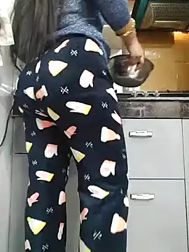 Manpreet kaur21 online show from December 21, 6:09 am