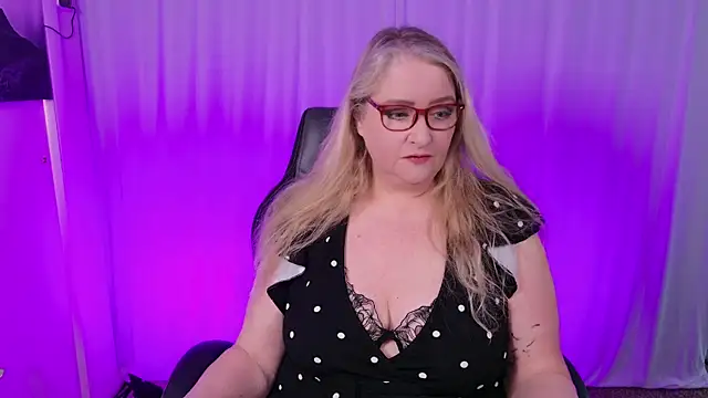 KatDSinclair online show from February 3, 2:13 pm