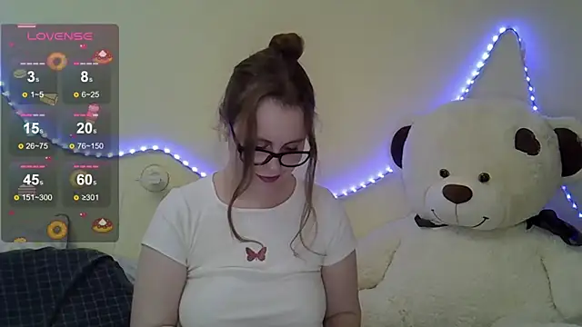 Snapshot of Sellya_Houston chatting on February 3, 8:57 pm Sellya Houston online show from February 3, 8:57 pm