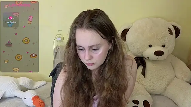 Snapshot of Sellya_Houston chatting on September 22, 7:49 pm Sellya Houston online show from September 22, 7:49 pm