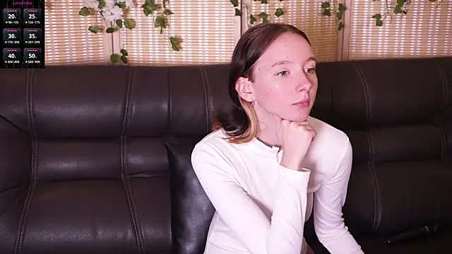 LimaLexxx online show from October 24, 5:20 pm