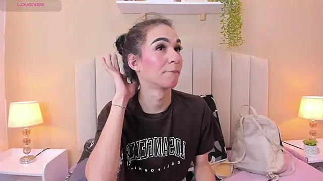 Mia thompson 19 online show from January 16, 7:40 pm