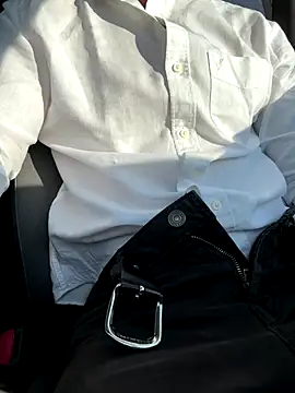 Snapshot of hotisraeli chatting on December 4, 6:22 am hotisraeli online show from December 4, 6:22 am