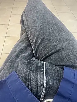 Snapshot of hotisraeli chatting on March 5, 12:11 pm hotisraeli online show from March 5, 12:11 pm