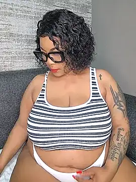 ExclusiveLeexx online show from March 15, 6:10 pm