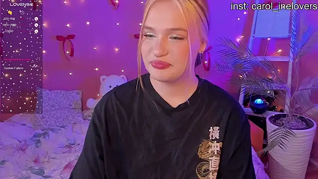 CarolineLovers online show from January 15, 10:57 pm