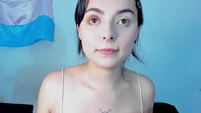 elizabethtaylorxxx online show from June 5, 9:31 pm