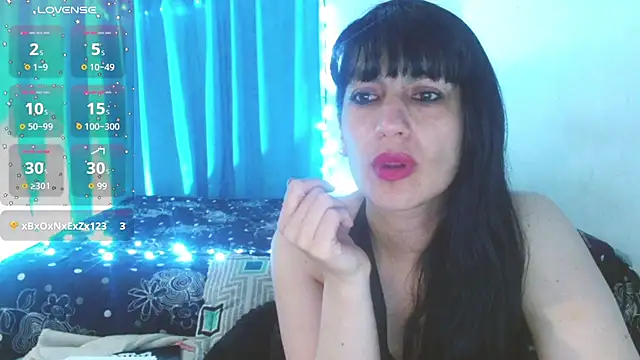 Snapshot of cristina_connor chatting on February 14, 3:43 am cristina connor online show from February 14, 3:43 am