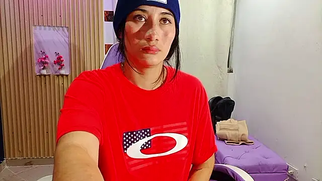 Snapshot of Cataleyalove_ADY chatting on October 30, 11:11 am Cataleyalove ADY online show from October 30, 11:11 am