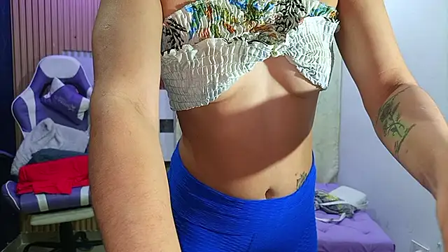 Snapshot of Cataleyalove_ADY chatting on December 1, 12:26 am Cataleyalove ADY online show from December 1, 12:26 am