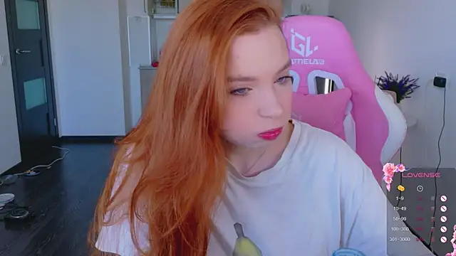 cinnabon girls online show from April 17, 10:51 am