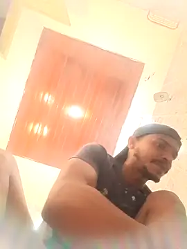 Snapshot of Ursonego chatting on September 12, 9:04 pm Ursonego online show from September 12, 9:04 pm