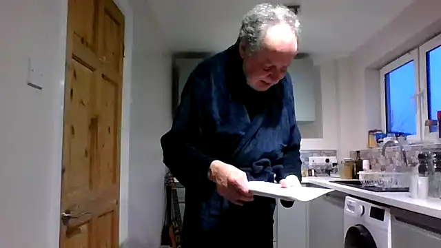 jimmybenido online show from February 14, 5:25 pm