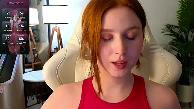 Snapshot of Meow_babe chatting on February 15, 10:00 am Meow babe online show from February 15, 10:00 am