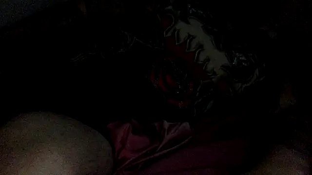 Snapshot of chubbycloudybottom chatting on November 1, 12:29 pm chubbycloudybottom online show from November 1, 12:29 pm