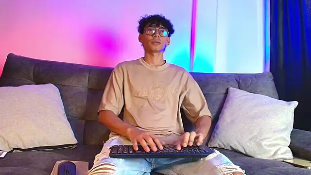 Daviid laidd online show from March 14, 9:00 pm