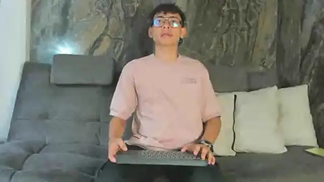 Daviid laidd online show from December 15, 7:29 pm