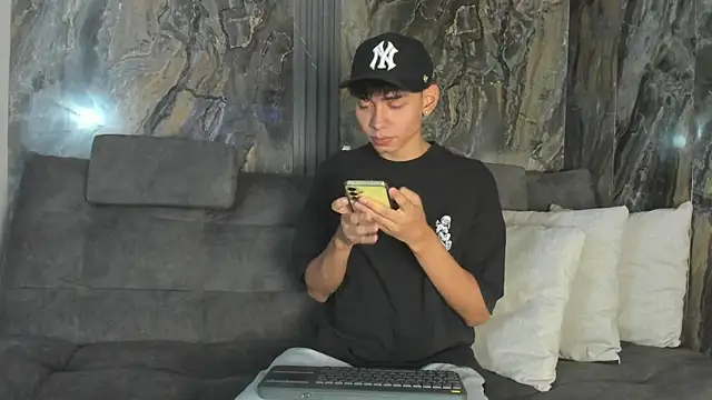 Daviid laidd online show from January 9, 7:04 pm