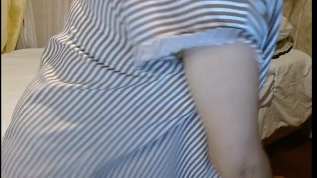 italagomez  online show from February 24, 11:09 pm