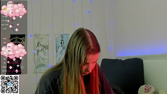 Snapshot of JorRoger chatting on February 3, 8:24 pm JorRoger online show from February 3, 8:24 pm