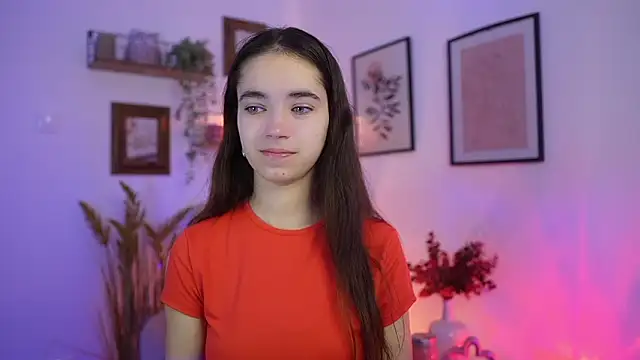 Gia Paige18 online show from October 17, 8:28 am