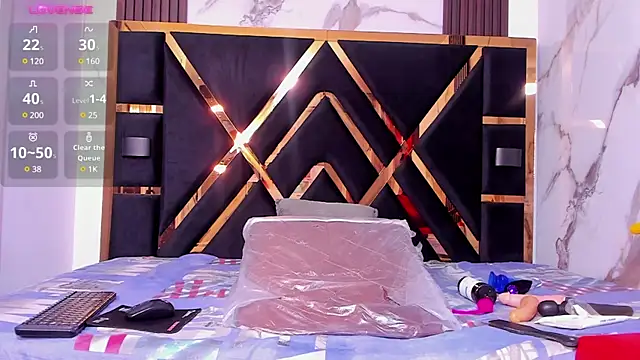 Snapshot of sweetebonny1 chatting on December 6, 1:00 pm sweetebonny1 online show from December 6, 1:00 pm