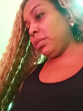 ELLA KELLY online show from September 17, 11:45 am