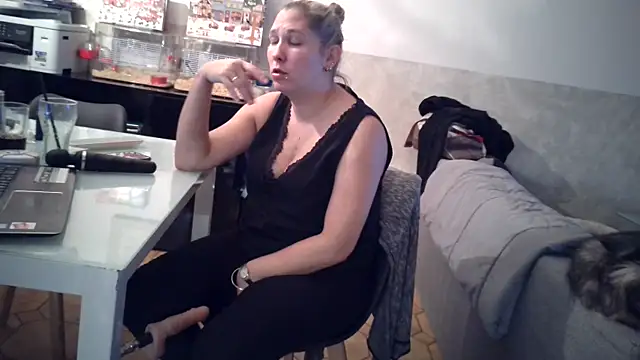 Chatonne69 online show from December 24, 4:44 am