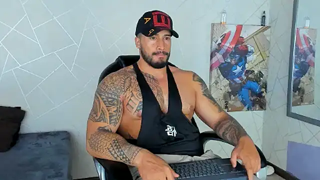 Snapshot of Cristian_Walker chatting on January 9, 3:23 pm Cristian Walker online show from January 9, 3:23 pm