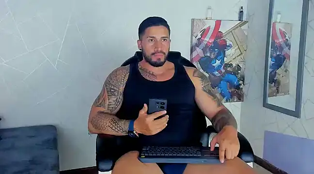 Snapshot of Cristian_Walker chatting on January 21, 8:32 pm Cristian Walker online show from January 21, 8:32 pm