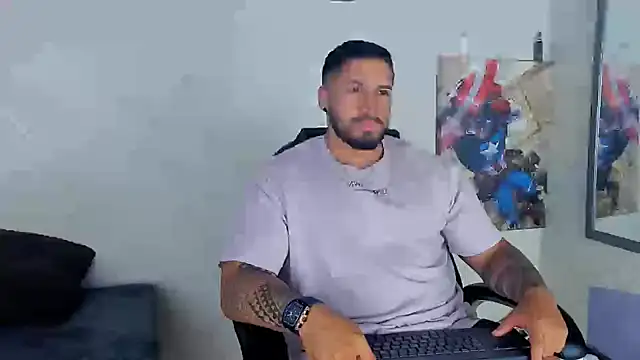 Snapshot of Cristian_Walker chatting on January 24, 2:51 pm Cristian Walker online show from January 24, 2:51 pm