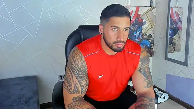 Snapshot of Cristian_Walker chatting on January 25, 10:28 pm Cristian Walker online show from January 25, 10:28 pm