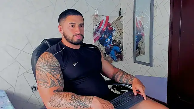 Snapshot of Cristian_Walker chatting on February 1, 8:05 pm Cristian Walker online show from February 1, 8:05 pm