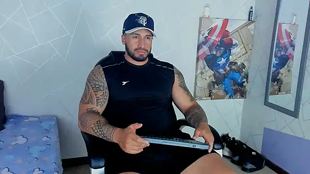 Snapshot of Cristian_Walker chatting on February 5, 9:07 pm Cristian Walker online show from February 5, 9:07 pm