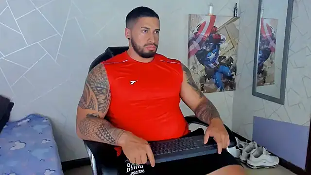 Snapshot of Cristian_Walker chatting on February 14, 10:14 pm Cristian Walker online show from February 14, 10:14 pm