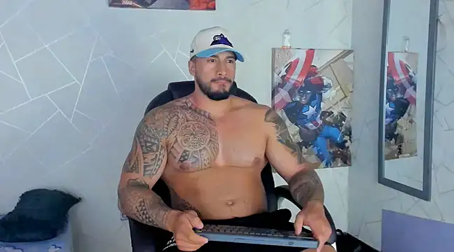Snapshot of Cristian_Walker chatting on March 10, 3:20 pm Cristian Walker online show from March 10, 3:20 pm