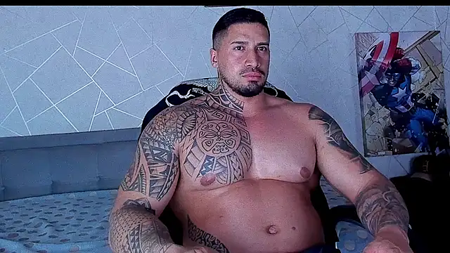Snapshot of Cristian_Walker chatting on June 2, 11:18 pm Cristian Walker online show from June 2, 11:18 pm